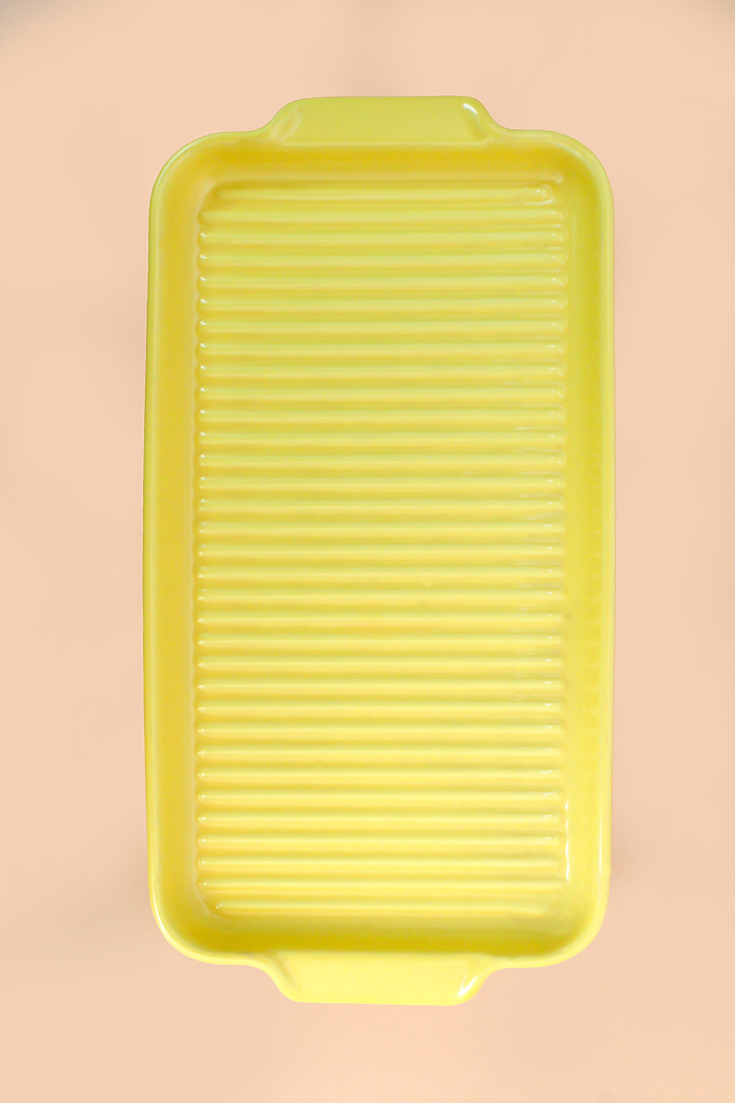 Textured serving platter/tray