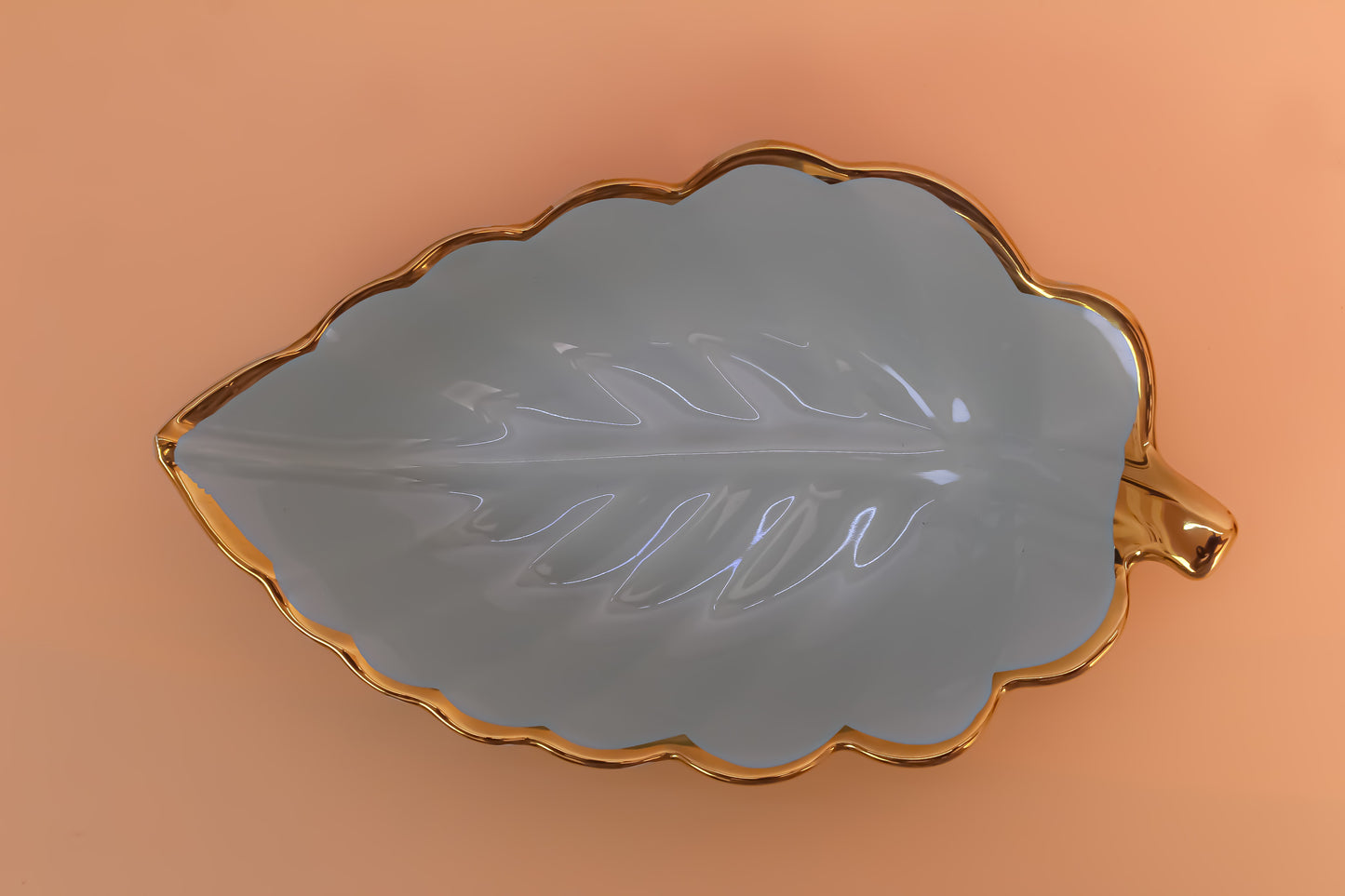 Leaf Shaped Porcelain Seasoning Dish