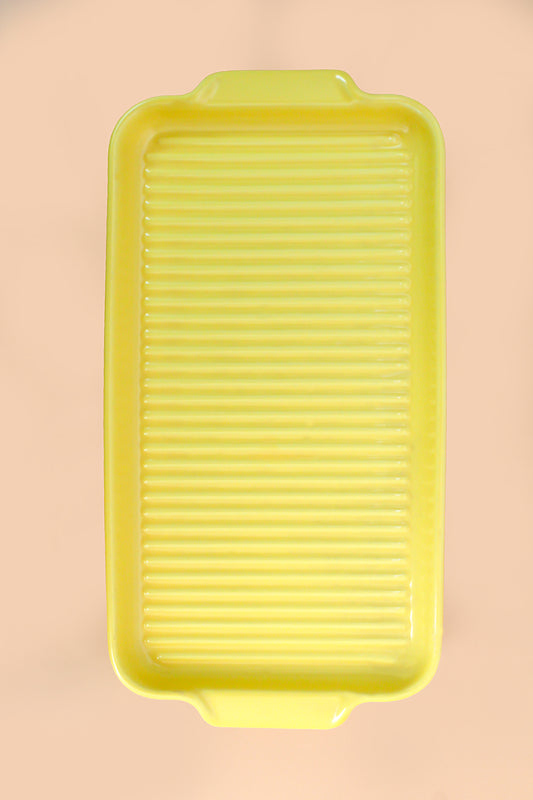Textured serving platter/tray