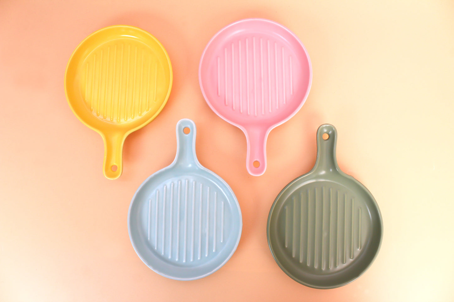 Round Grill Platter(set of 4 with one colour each)