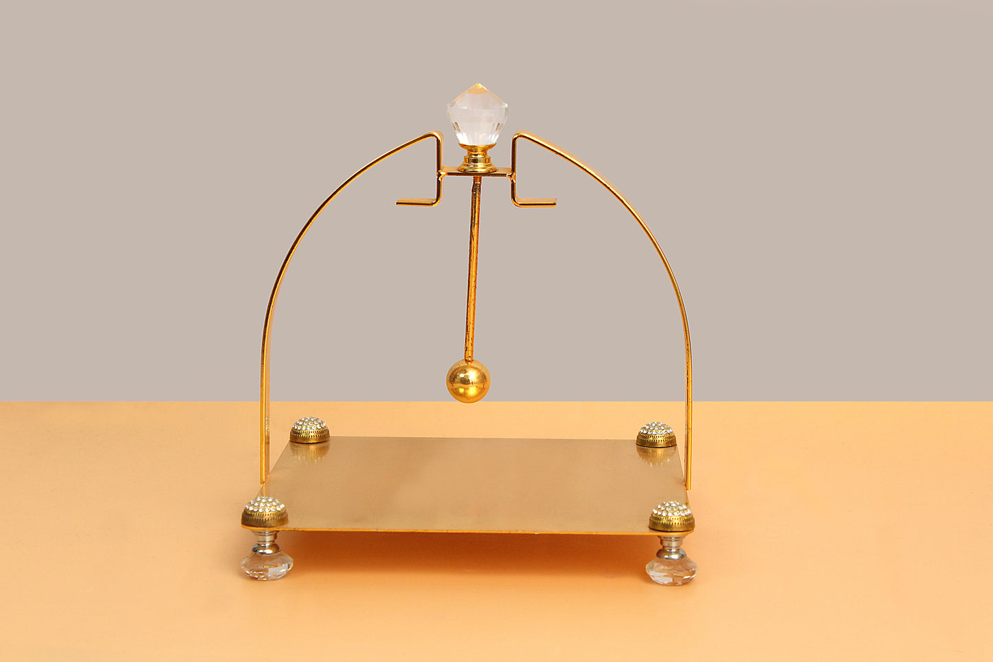 Napkin Holder for Table, Flat Napkin Holder with Weighted Arm, Standing Napkin Dispenser for Home Kitchen Restaurant Hotel Cafe Bar Arc Handle (Gold)
