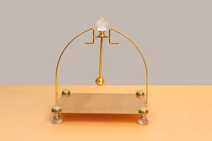 Napkin Holder for Table, Flat Napkin Holder with Weighted Arm, Standing Napkin Dispenser for Home Kitchen Restaurant Hotel Cafe Bar Arc Handle (Gold)